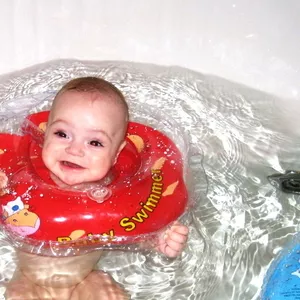 BabySwimmer - уникальные круги для купания младенцев от 0 ло 3 лет.