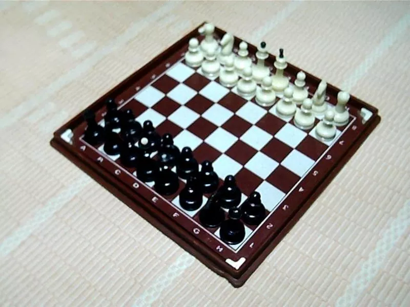 Продаются шахматы дорожные на магнитах 2