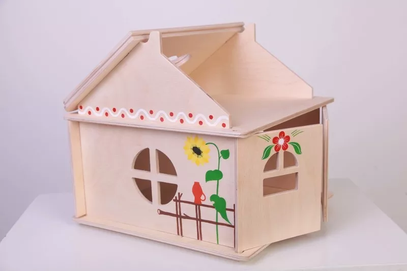 Кукольный домик с росписью 2
