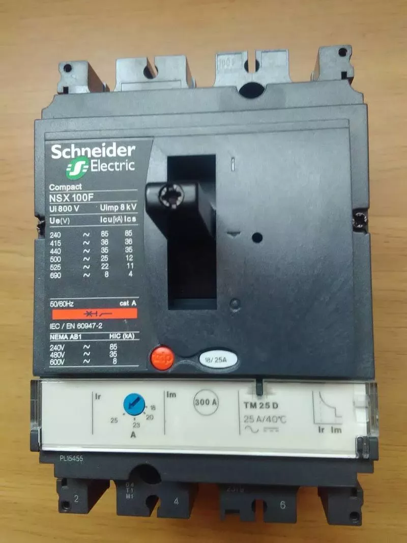 Schneider Electric NSX100F Автоматический выключатель TM25D (LV429636)